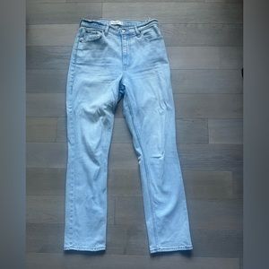 Abercrombie Curve Love Slim Straight Jeans